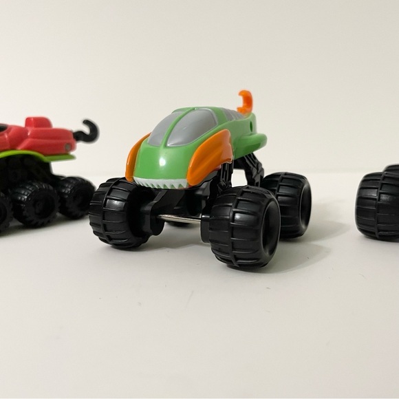 Vintage Mattel Hot Wheels Attack Pack Monster Cars Lot of 3 - Picture 3 of 15